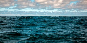 Shipbuilding: Commercial Court considers Refund Guarantees, Conditions and Innominate Terms